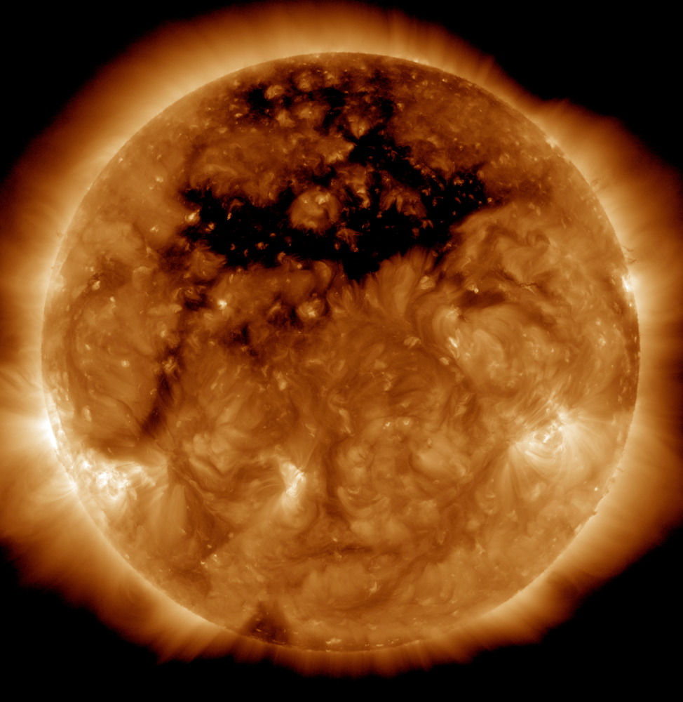 Giant 'Hole' in Sun Is 50 Earths Wide